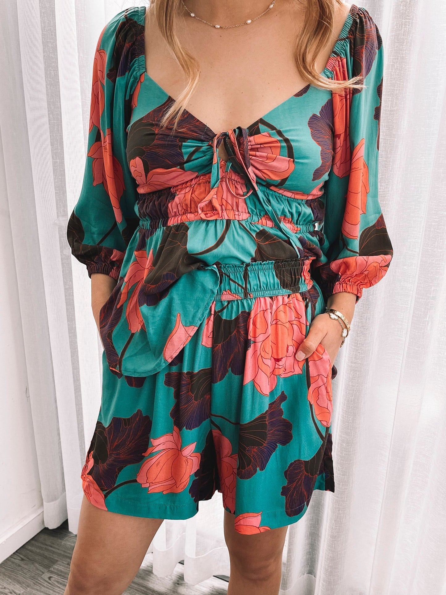 Conell Shorts Botanical Turquoise | Women's Printed High-Waisted Shorts