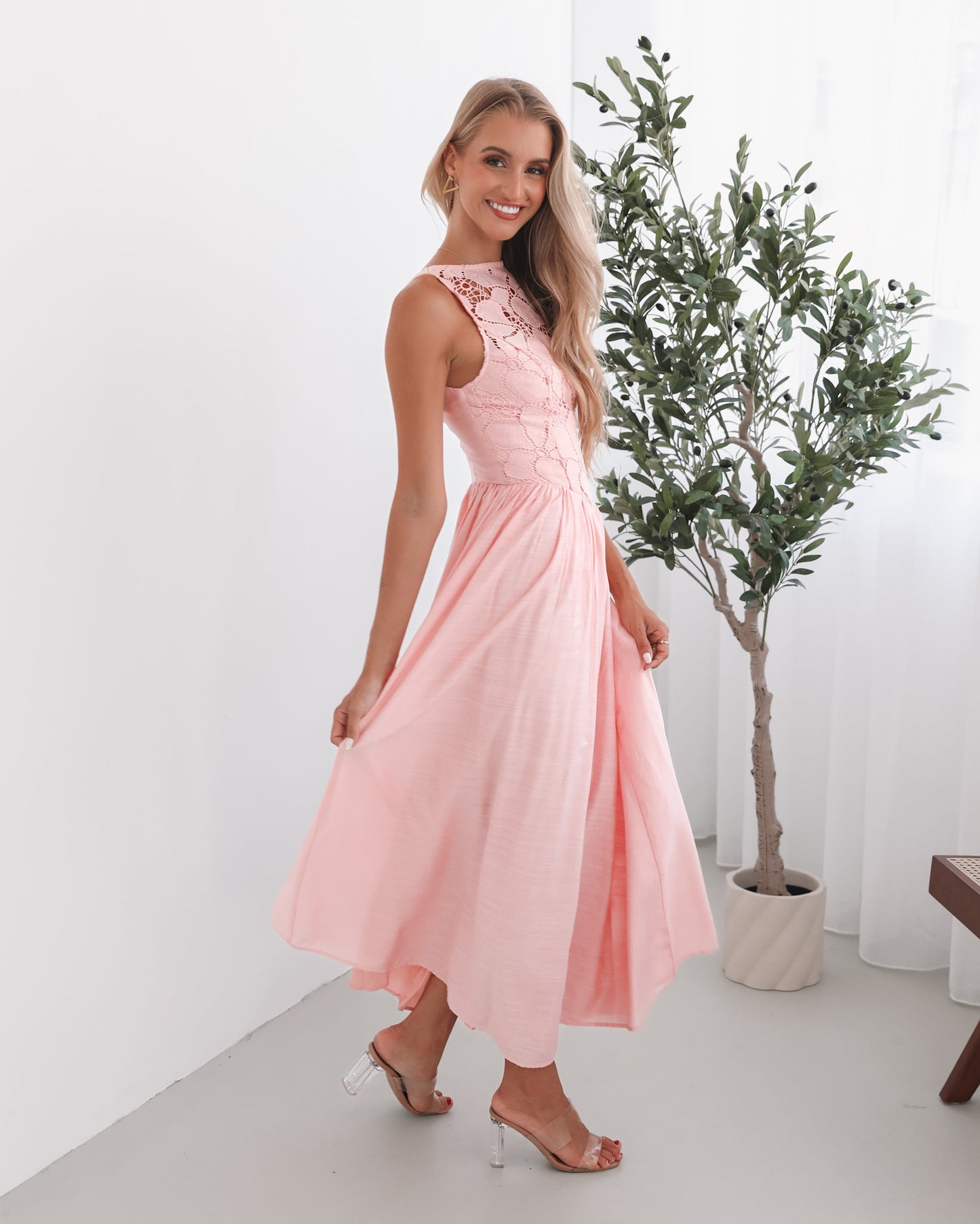 Contessa Dress - Pink | Women's Lace Maxi Dress