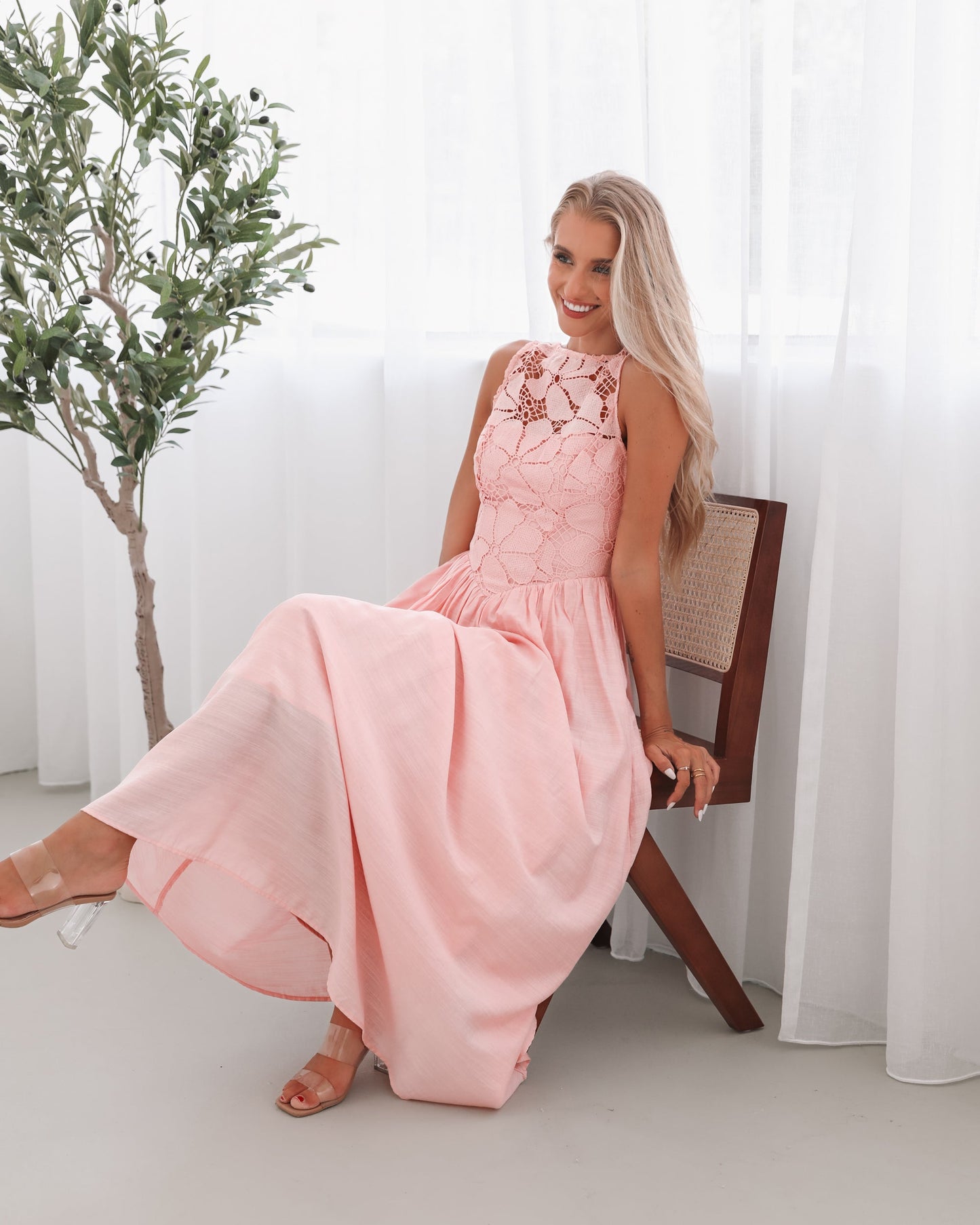 Contessa Dress - Pink | Women's Lace Maxi Dress