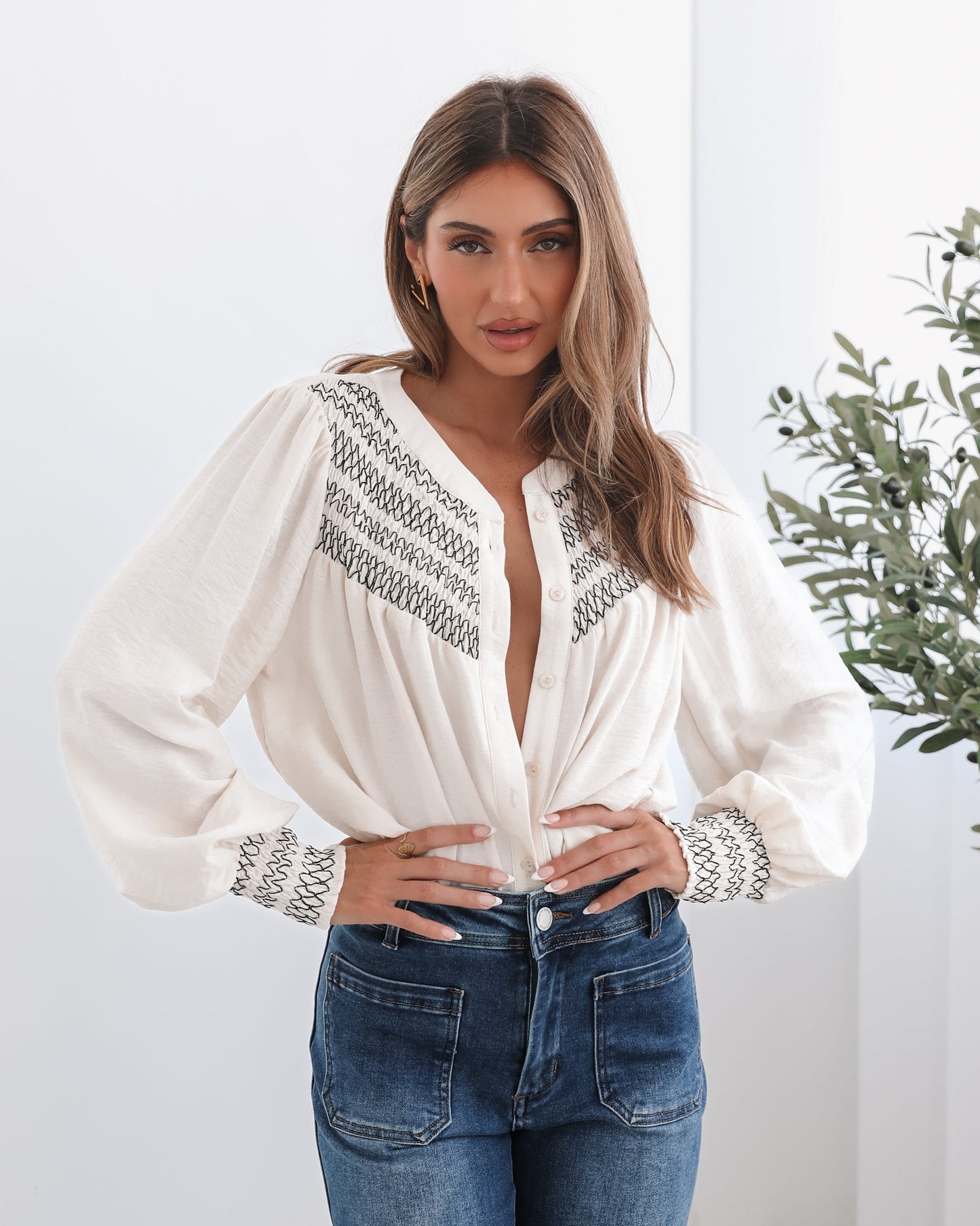 Dareia Blouse Cream Print | Women's Printed Button-Up Blouse