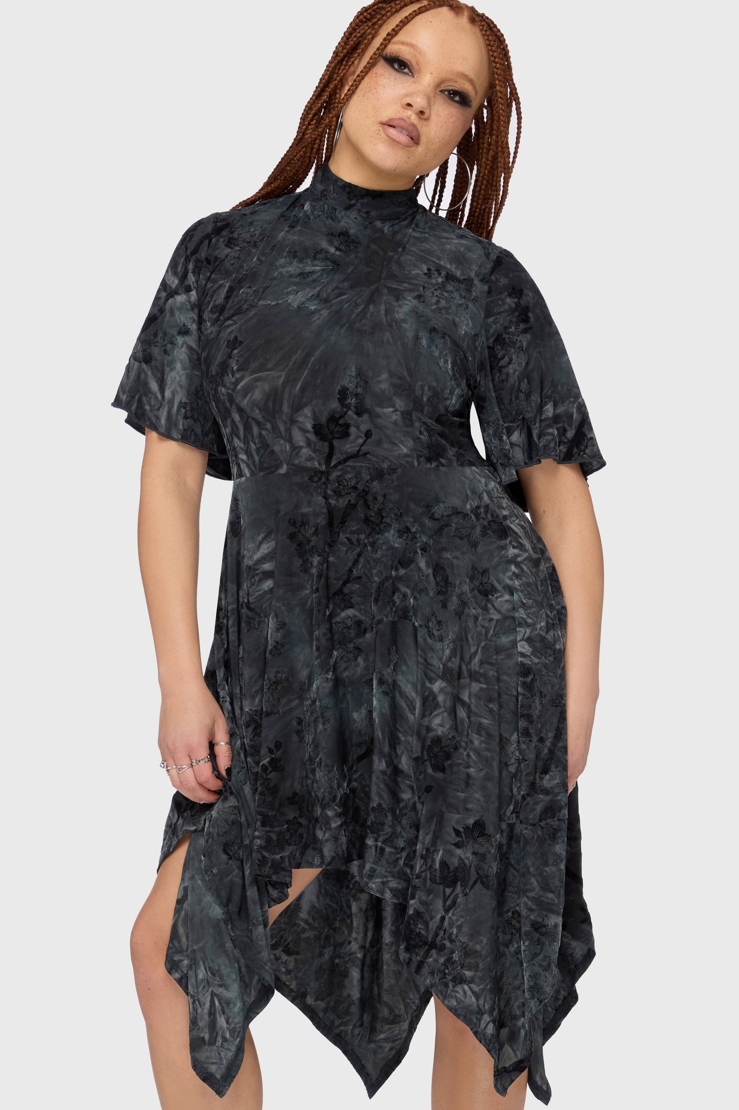 Midnight Vale Short Sleeve Midi Dress