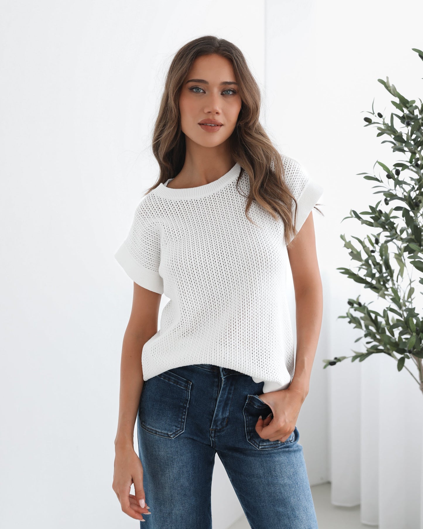 Raya White Top | Women's Knit Top