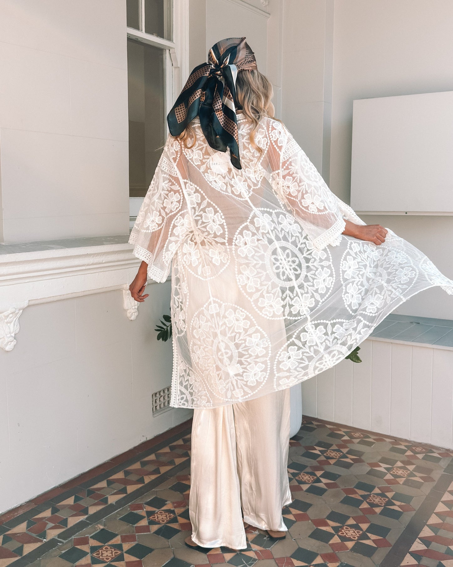 Vellora White Lace Kimono | Women's Lace Kimono