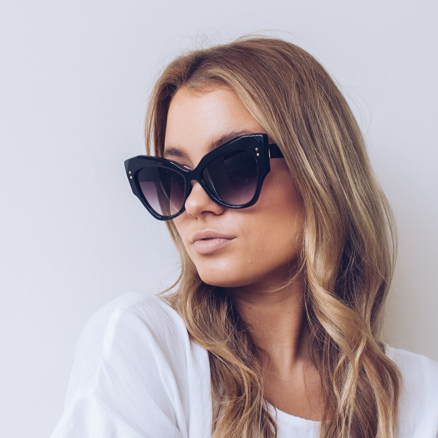 Hepburn | Black